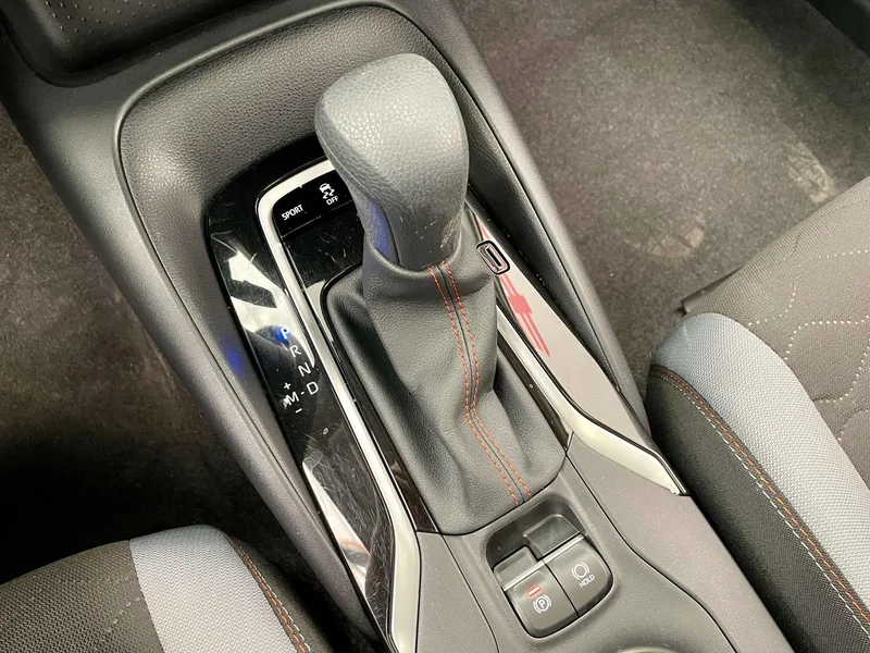 Toyota Corolla 2023 1.2T S-CVT Elite Edition interior photo 11 Toyota Corolla 2023 1.2T S-CVT Elite Edition interior photo 11