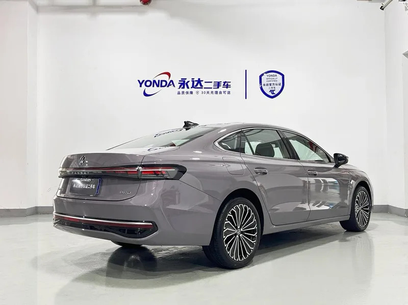Volkswagen Passat 2025 Pro 380TSI Long Zun Edition exterior photo 5 Volkswagen Passat 2025 Pro 380TSI Long Zun Edition exterior photo 5