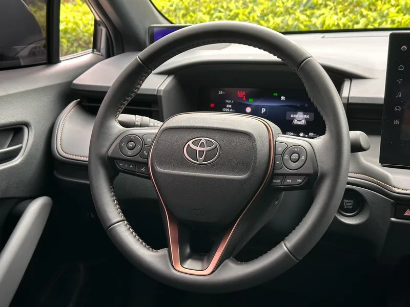 Toyota Frontlander 2026 2.0L CVT Comfortable PLUS version exterior photo 9 Toyota Frontlander 2026 2.0L CVT Comfortable PLUS version exterior photo 9