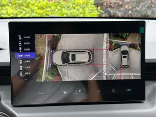Toyota Frontlander 2026 2.0L CVT Comfortable PLUS version interior photo 17 Toyota Frontlander 2026 2.0L CVT Comfortable PLUS version interior photo 17