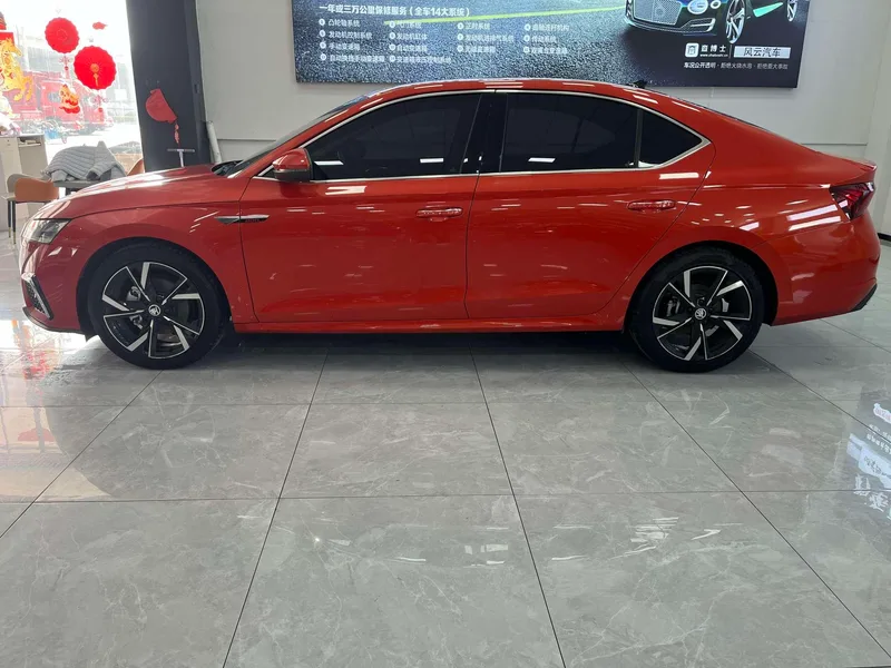 Skoda Octavia 2021 PRO TSI280 DSG Premium Edition interior photo 18 Skoda Octavia 2021 PRO TSI280 DSG Premium Edition interior photo 18