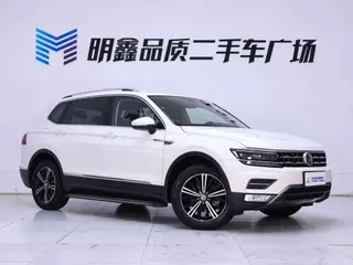 Volkswagen Tiguan L 2018 380TSI Édition de luxe à quatre roues motrices automatique extérieur photo 6 Volkswagen Tiguan L 2018 380TSI Édition de luxe à quatre roues motrices automatique extérieur photo 6