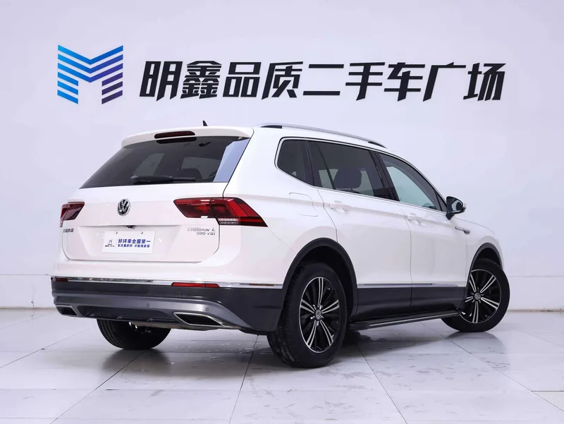 Volkswagen Tiguan L 2018 380TSI Édition de luxe à quatre roues motrices automatique extérieur photo 8 Volkswagen Tiguan L 2018 380TSI Édition de luxe à quatre roues motrices automatique extérieur photo 8