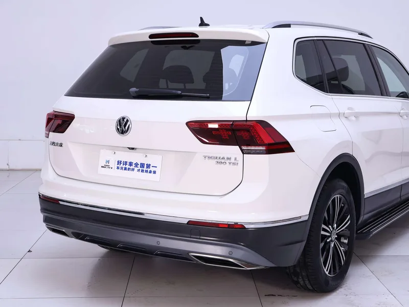 Volkswagen Tiguan L 2018 380TSI Édition de luxe à quatre roues motrices automatique extérieur photo 9 Volkswagen Tiguan L 2018 380TSI Édition de luxe à quatre roues motrices automatique extérieur photo 9