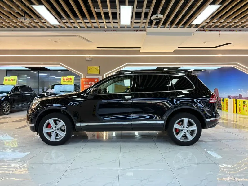 Volkswagen Touareg 2017 3.0TSI Boundary Extension Edition exterior photo 3 Volkswagen Touareg 2017 3.0TSI Boundary Extension Edition exterior photo 3