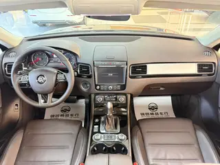 Volkswagen Touareg 2017 3.0TSI Boundary Extension Edition interior photo 14 Volkswagen Touareg 2017 3.0TSI Boundary Extension Edition interior photo 14
