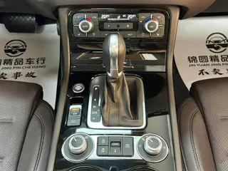 Volkswagen Touareg 2017 3.0TSI Boundary Extension Edition interior photo 16 Volkswagen Touareg 2017 3.0TSI Boundary Extension Edition interior photo 16