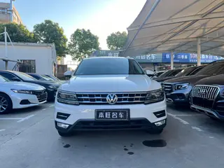 Volkswagen Tiguan L 2017 330TSI Automatic Two-Drive Ultimate exterior photo 2 Volkswagen Tiguan L 2017 330TSI Automatic Two-Drive Ultimate exterior photo 2