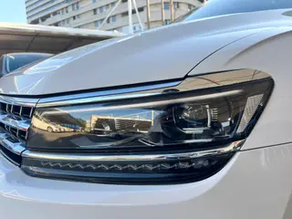 Volkswagen Tiguan L 2017 330TSI Automatic Two-Drive Ultimate interior photo 12 Volkswagen Tiguan L 2017 330TSI Automatic Two-Drive Ultimate interior photo 12