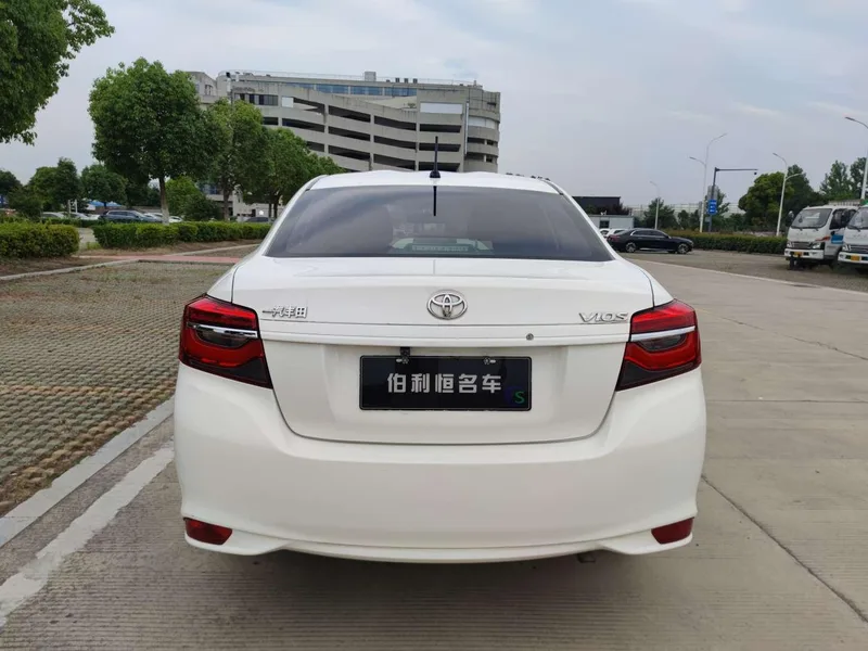 Toyota Vios 2021 1.5L CVT Line Creation Edition interior photo 11 Toyota Vios 2021 1.5L CVT Line Creation Edition interior photo 11