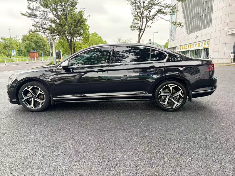 Volkswagen Magotan 2024 200 Ten thousand vehicles for all 330TSI DSG Luxury type exterior photo 4
