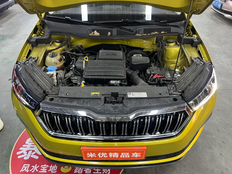 Skoda Komick GT 2020 1.5L Version phare automatique intérieur photo 18