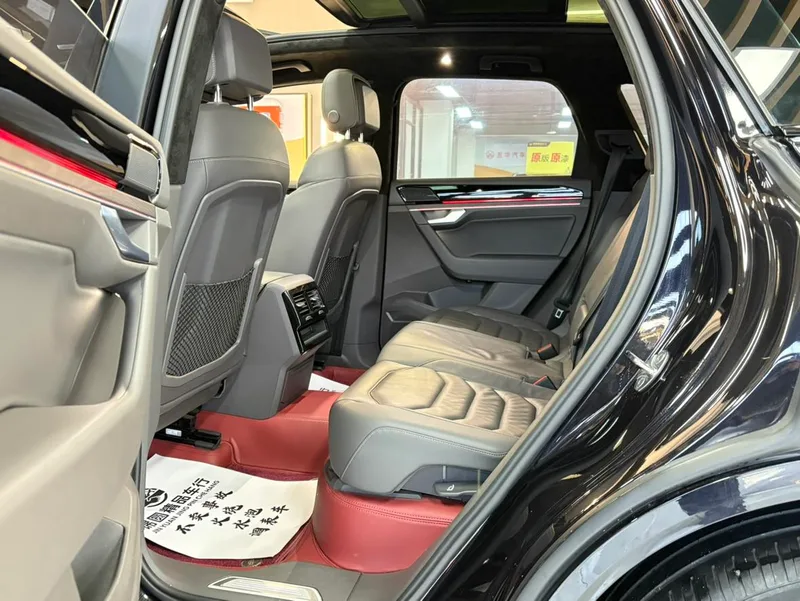 Volkswagen Touareg 2019 3.0TSI Version Ruifeng État VI intérieur photo 12 Volkswagen Touareg 2019 3.0TSI Version Ruifeng État VI intérieur photo 12