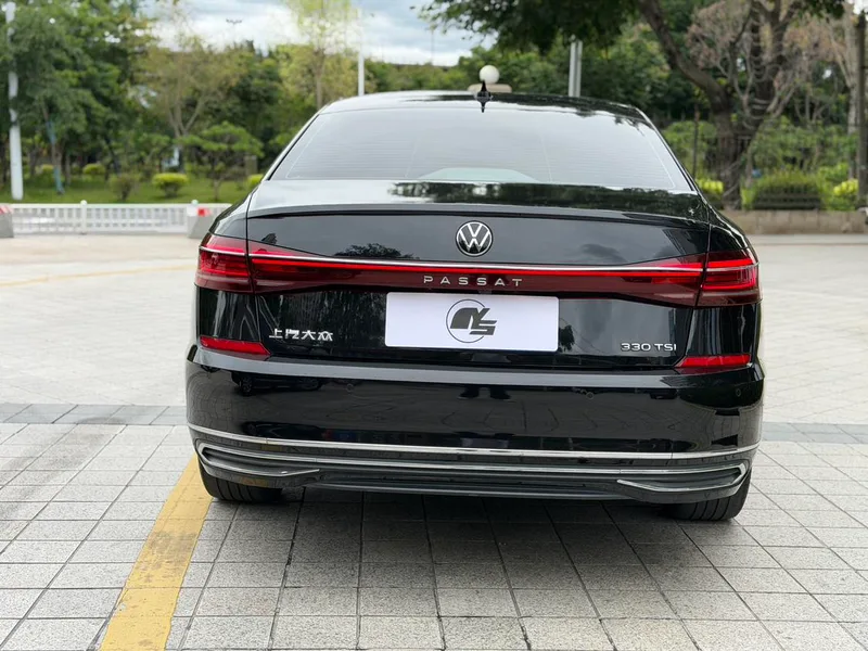 Volkswagen Passat 2023 Restyling 330TSI Star Deluxe Edition interior photo 16 Volkswagen Passat 2023 Restyling 330TSI Star Deluxe Edition interior photo 16