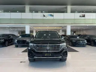 Volkswagen Touareg 2020 3.0TSI Edición Sharp Enjoy exterior foto 2 Volkswagen Touareg 2020 3.0TSI Edición Sharp Enjoy exterior foto 2