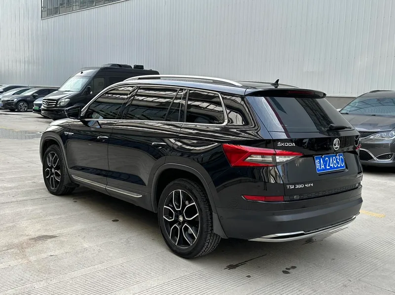 Skoda Kodiaq 2018 TSI380 7 Seat four-wheel drive flagship version exterior photo 6 Skoda Kodiaq 2018 TSI380 7 Seat four-wheel drive flagship version exterior photo 6