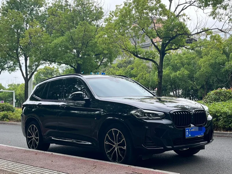 BMW X3 2023 xDrive30i Leading Type M Obsidian Night Suit exterior photo 3 BMW X3 2023 xDrive30i Leading Type M Obsidian Night Suit exterior photo 3