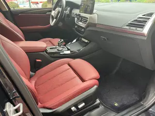 BMW X3 2023 xDrive30i Leading Type M Obsidian Night Suit interior photo 10 BMW X3 2023 xDrive30i Leading Type M Obsidian Night Suit interior photo 10