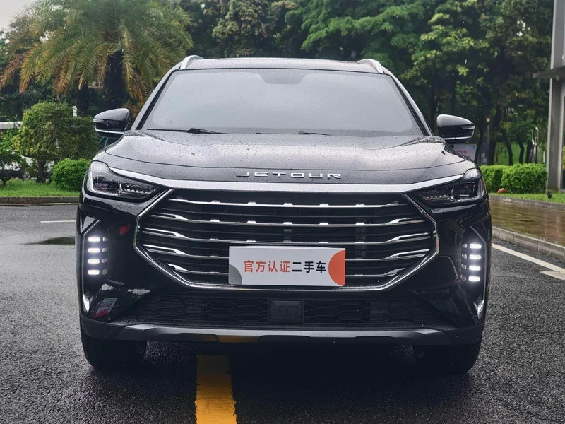 Jetour X70 PLUS 2023 Self-improvement version 1.5T CVT Self-improvement MAX 7 seat exterior photo 2 Jetour X70 PLUS 2023 Self-improvement version 1.5T CVT Self-improvement MAX 7 seat exterior photo 2