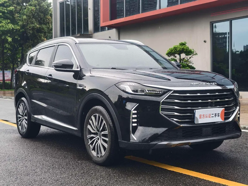 Jetour X70 PLUS 2023 Self-improvement version 1.5T CVT Self-improvement MAX 7 seat exterior photo 3 Jetour X70 PLUS 2023 Self-improvement version 1.5T CVT Self-improvement MAX 7 seat exterior photo 3