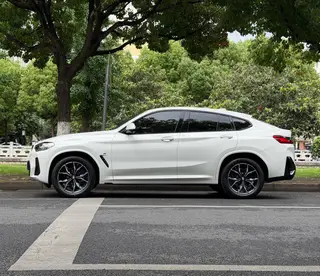 BMW X4 2022 xDrive 25i M Sports suit exterior photo 4 BMW X4 2022 xDrive 25i M Sports suit exterior photo 4