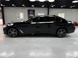 BMW 5 Series 2023 530Li Leading Type M Sports suit exterior photo 3 BMW 5 Series 2023 530Li Leading Type M Sports suit exterior photo 3