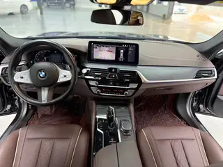 BMW 5 Series 2023 530Li Leading Type M Sports suit exterior photo 5 BMW 5 Series 2023 530Li Leading Type M Sports suit exterior photo 5