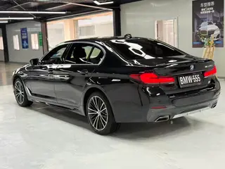 BMW 5 Series 2023 530Li Leading Type M Sports suit interior photo 7 BMW 5 Series 2023 530Li Leading Type M Sports suit interior photo 7