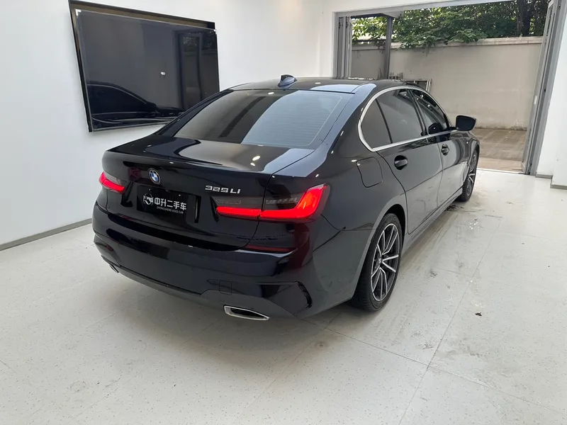 BMW 3 Series 2021 Restyling 325Li M Sports suit exterior photo 4 BMW 3 Series 2021 Restyling 325Li M Sports suit exterior photo 4