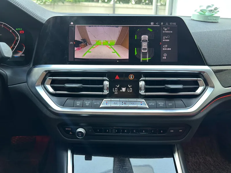 BMW 3 Series 2021 Restyling 325Li M Sports suit interior photo 12 BMW 3 Series 2021 Restyling 325Li M Sports suit interior photo 12