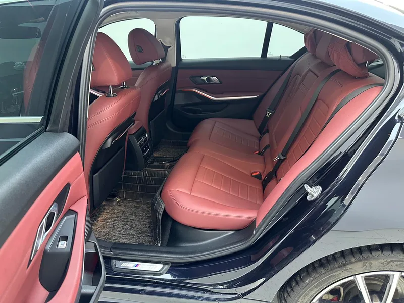 BMW 3 Series 2021 Restyling 325Li M Sports suit interior photo 15 BMW 3 Series 2021 Restyling 325Li M Sports suit interior photo 15