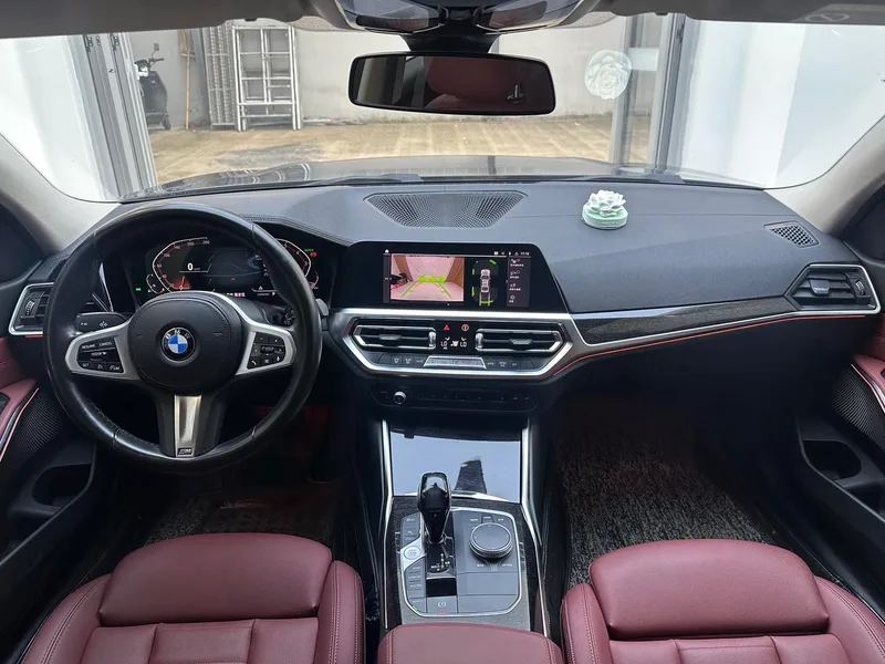 BMW 3 Series 2021 Restyling 325Li M Sports suit interior photo 17 BMW 3 Series 2021 Restyling 325Li M Sports suit interior photo 17