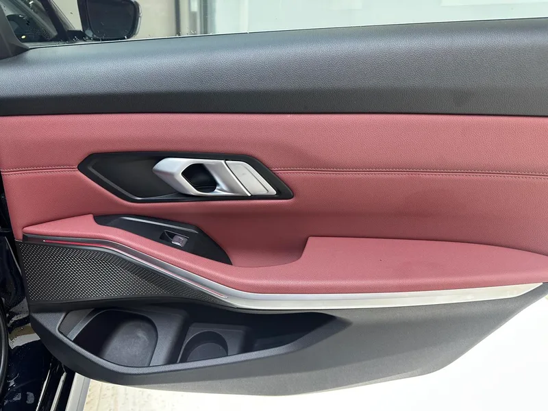 BMW 3 Series 2021 Restyling 325Li M Sports suit interior photo 19 BMW 3 Series 2021 Restyling 325Li M Sports suit interior photo 19