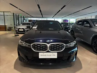 BMW 3 Series 2025 325Li M Ensemble de sport extérieur photo 2 BMW 3 Series 2025 325Li M Ensemble de sport extérieur photo 2