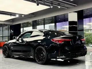 BMW M4 2024 M4 Coupé Version Thunder extérieur photo 5 BMW M4 2024 M4 Coupé Version Thunder extérieur photo 5