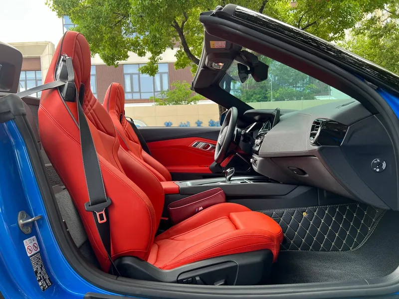 BMW Z4 2022 sDrive 25i M Sports suit interior photo 10 BMW Z4 2022 sDrive 25i M Sports suit interior photo 10