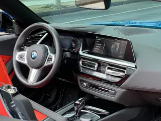 BMW Z4 2022 sDrive 25i M Sports suit interior photo 16 BMW Z4 2022 sDrive 25i M Sports suit interior photo 16