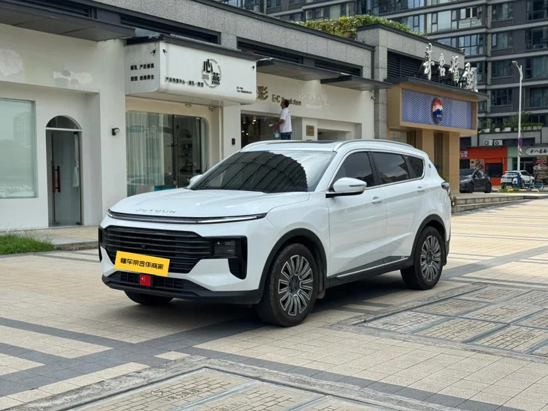 Jetour X70 PLUS 2025 1.5T 6DCT Роскошная версия 7 Кресло экстерьер фото 1 Jetour X70 PLUS 2025 1.5T 6DCT Роскошная версия 7 Кресло экстерьер фото 1
