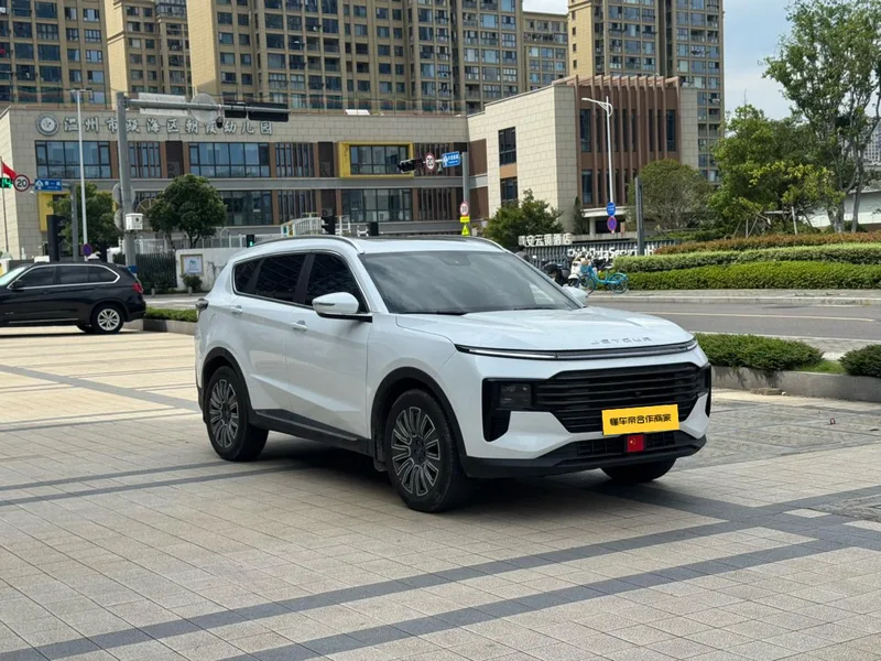Jetour X70 PLUS 2025 1.5T 6DCT Роскошная версия 7 Кресло экстерьер фото 3 Jetour X70 PLUS 2025 1.5T 6DCT Роскошная версия 7 Кресло экстерьер фото 3