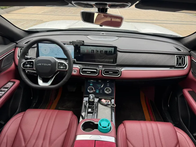 Jetour X70 PLUS 2025 1.5T 6DCT Роскошная версия 7 Кресло экстерьер фото 6 Jetour X70 PLUS 2025 1.5T 6DCT Роскошная версия 7 Кресло экстерьер фото 6
