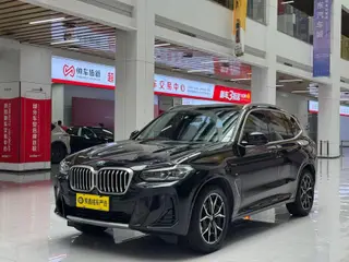 BMW X3 2022 Restyling xDrive25i M Sports suit exterior photo 1 BMW X3 2022 Restyling xDrive25i M Sports suit exterior photo 1