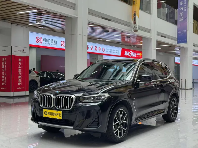 BMW X3 2022 Restyling xDrive25i M Sports suit exterior photo 1 BMW X3 2022 Restyling xDrive25i M Sports suit exterior photo 1