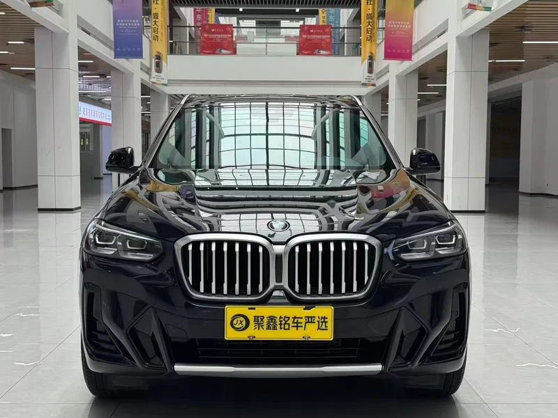 BMW X3 2022 Restyling xDrive25i M Sports suit exterior photo 2 BMW X3 2022 Restyling xDrive25i M Sports suit exterior photo 2