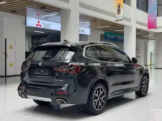 BMW X3 2022 Restyling xDrive25i M Sports suit exterior photo 5 BMW X3 2022 Restyling xDrive25i M Sports suit exterior photo 5
