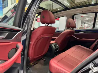 BMW X3 2022 Restyling xDrive25i M Sports suit interior photo 12 BMW X3 2022 Restyling xDrive25i M Sports suit interior photo 12