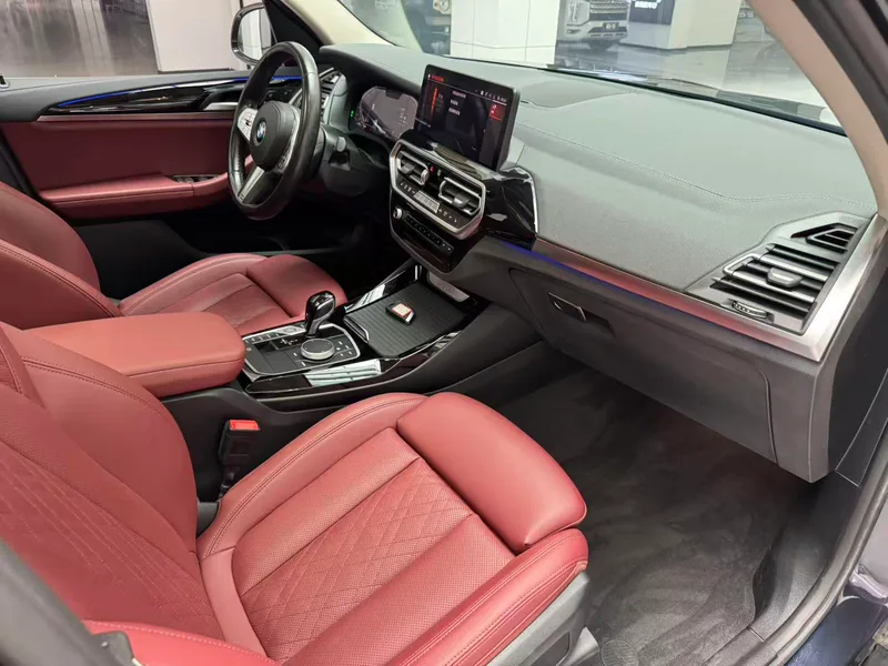 BMW X3 2022 Restyling xDrive25i M Sports suit interior photo 18 BMW X3 2022 Restyling xDrive25i M Sports suit interior photo 18