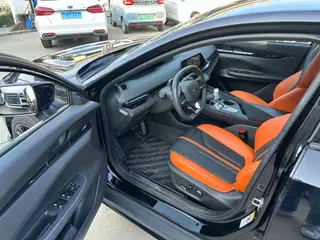 Changan UNI-V 2024 1.5T Luxury sports-style interior photo 7 Changan UNI-V 2024 1.5T Luxury sports-style interior photo 7