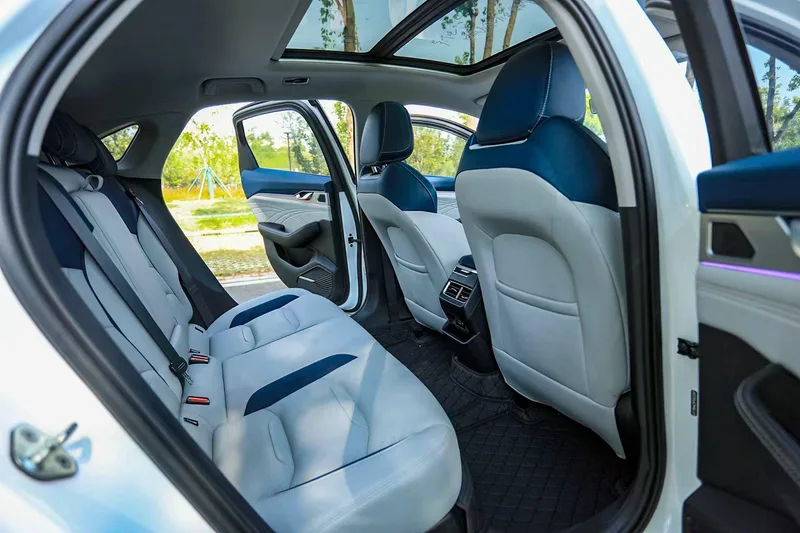 Geely Preface 2023 2.0T Premium Trim interior photo 6 Geely Preface 2023 2.0T Premium Trim interior photo 6