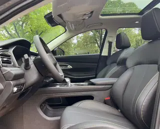 Changan CS75 2026 PRO 1.5T DCT Tipo de lujo 7 Asiento interior foto 10 Changan CS75 2026 PRO 1.5T DCT Tipo de lujo 7 Asiento interior foto 10