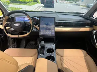 Geely Boyue L 2023 1.5TD DCT Acabado premium interior foto 6 Geely Boyue L 2023 1.5TD DCT Acabado premium interior foto 6